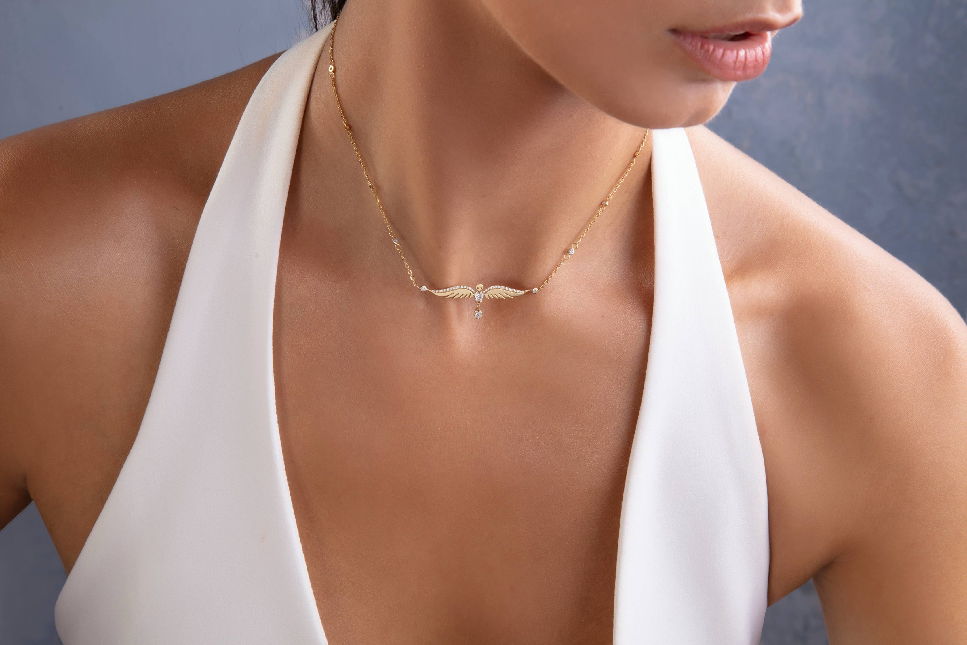 Elegant Lengthy Winged Bird Diamond Embellished Choker Neckalce3